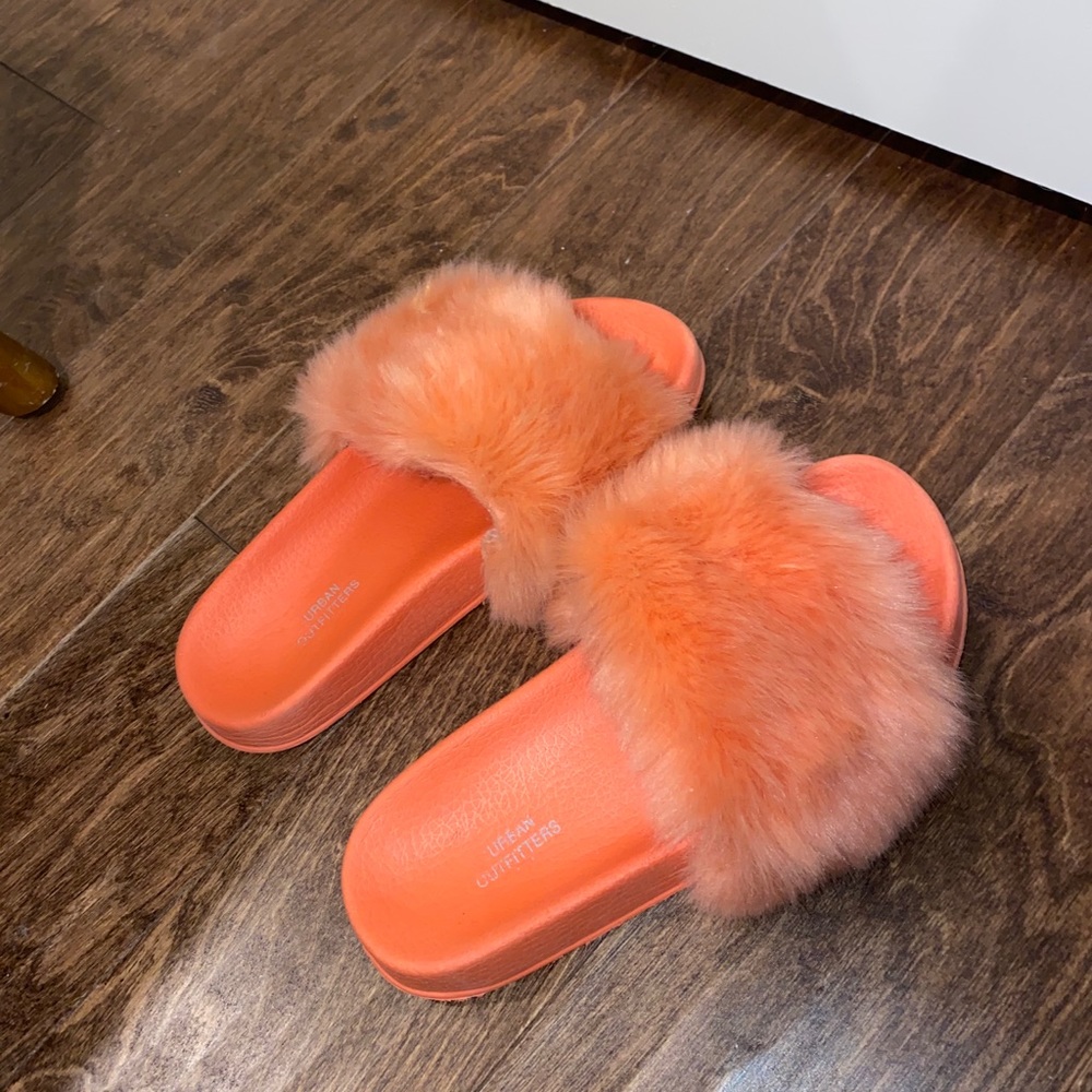 Urban outfitters pink furry slippers